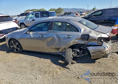 2020 Mercedes-Benz A 220 z USA, uszkodzony, nr VIN W1K3G4EB5LJ201181